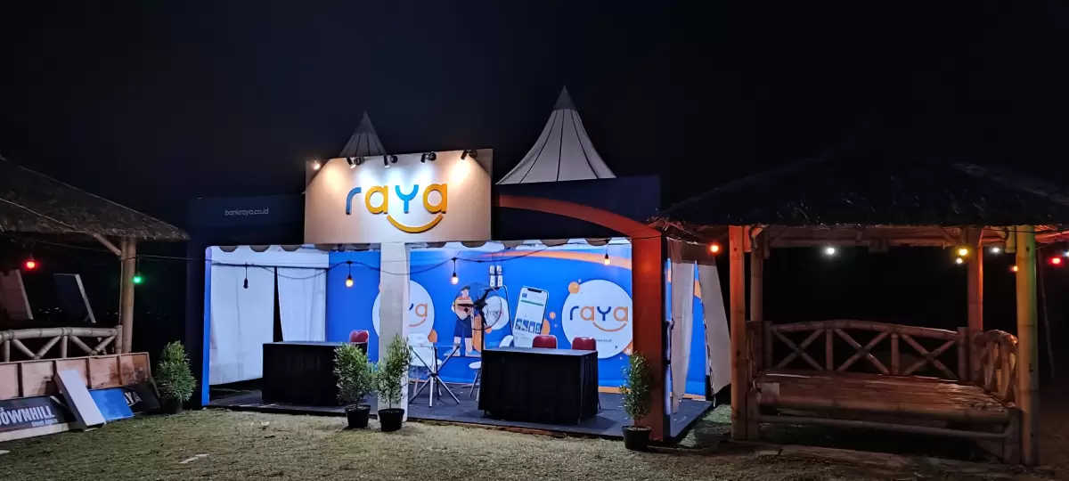 SPECIAL BOOTH OUTDOOR BANK RAYA - Project Gallery Image