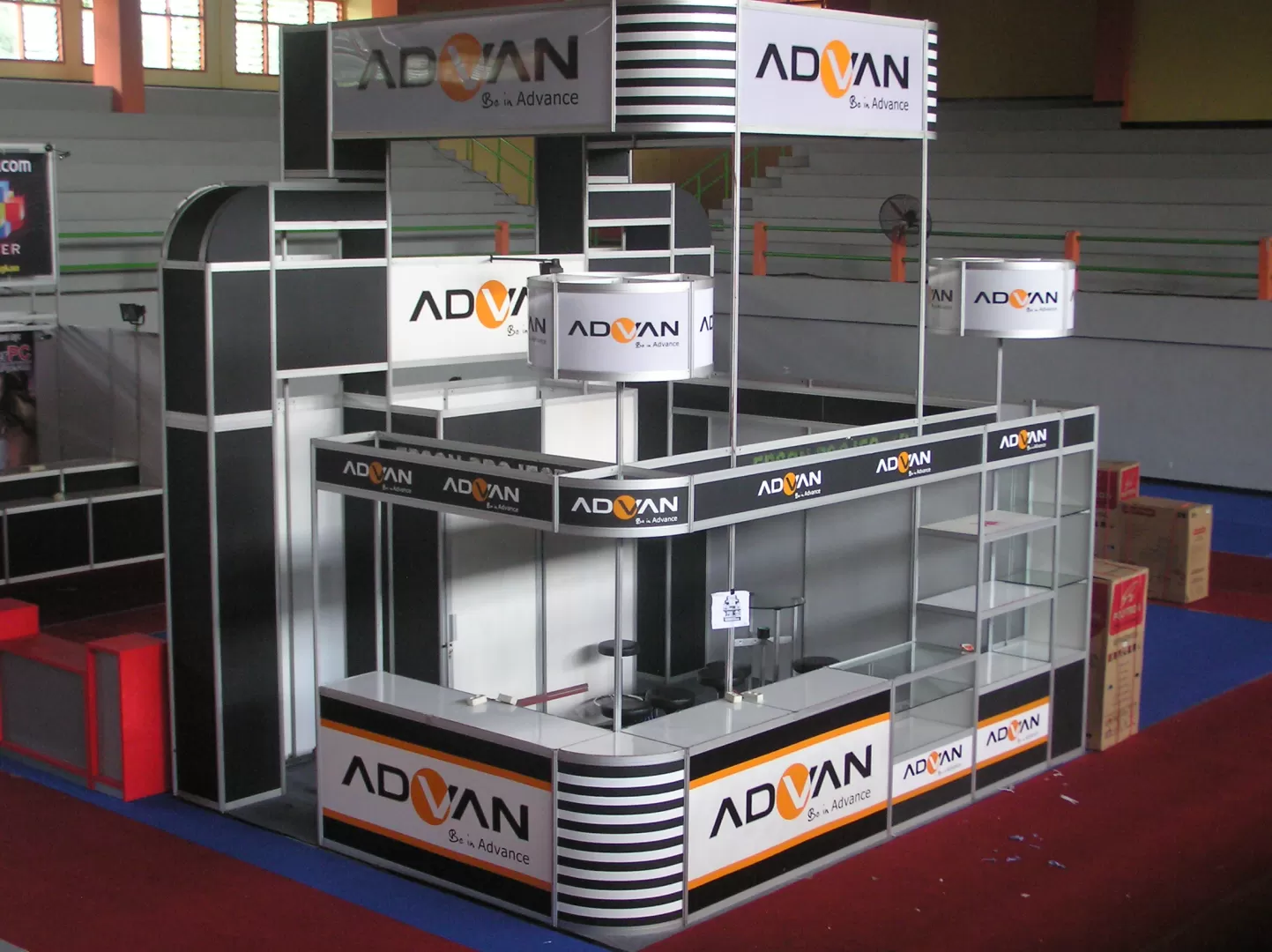 SPECIAL SYSTEM BOOTH ALLUMUNIUM R8 ADVAN - Special system Allumunium R8 di JOMBANG