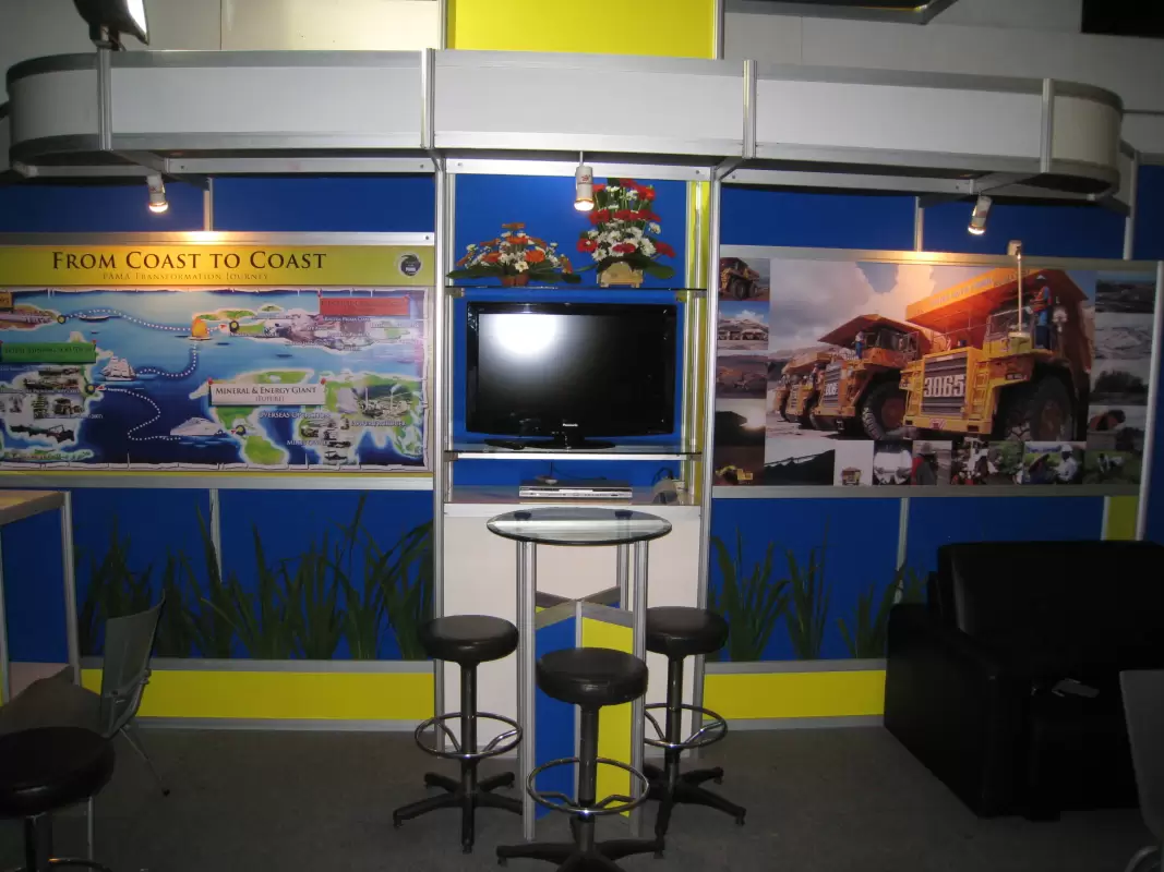 SPECIAL SYSTEM BOOTH ALLUMUNIUM R8 PAMA CAREER FAIR ITB - Project Gallery Image