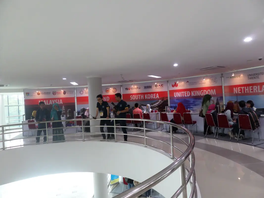 PAMERAN UII GLOBAL MOBILITY 2016 - Project Gallery Image