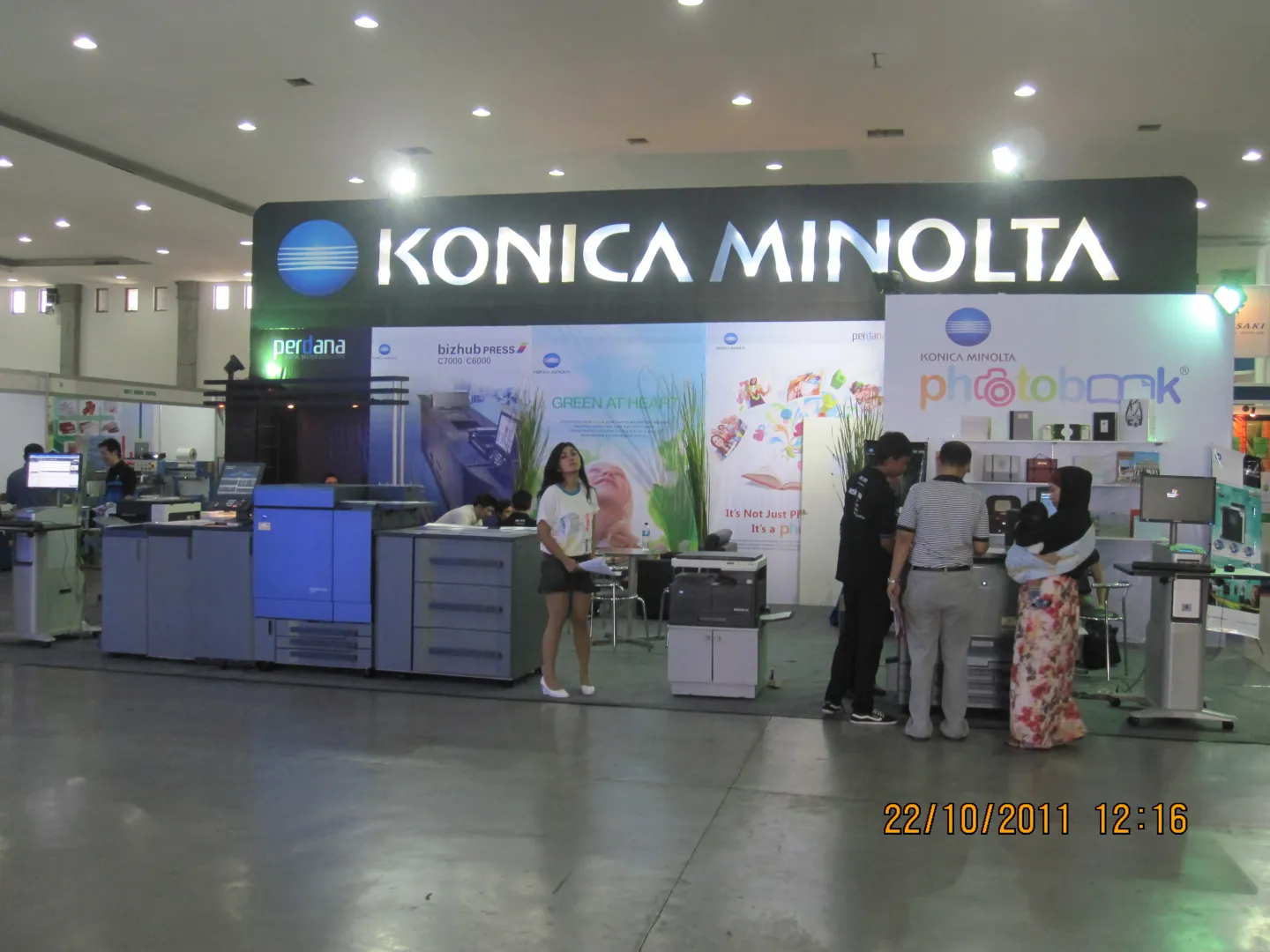 BOOTH KONICA MINOLTA - Special Booth Design di YOGYAKARTA