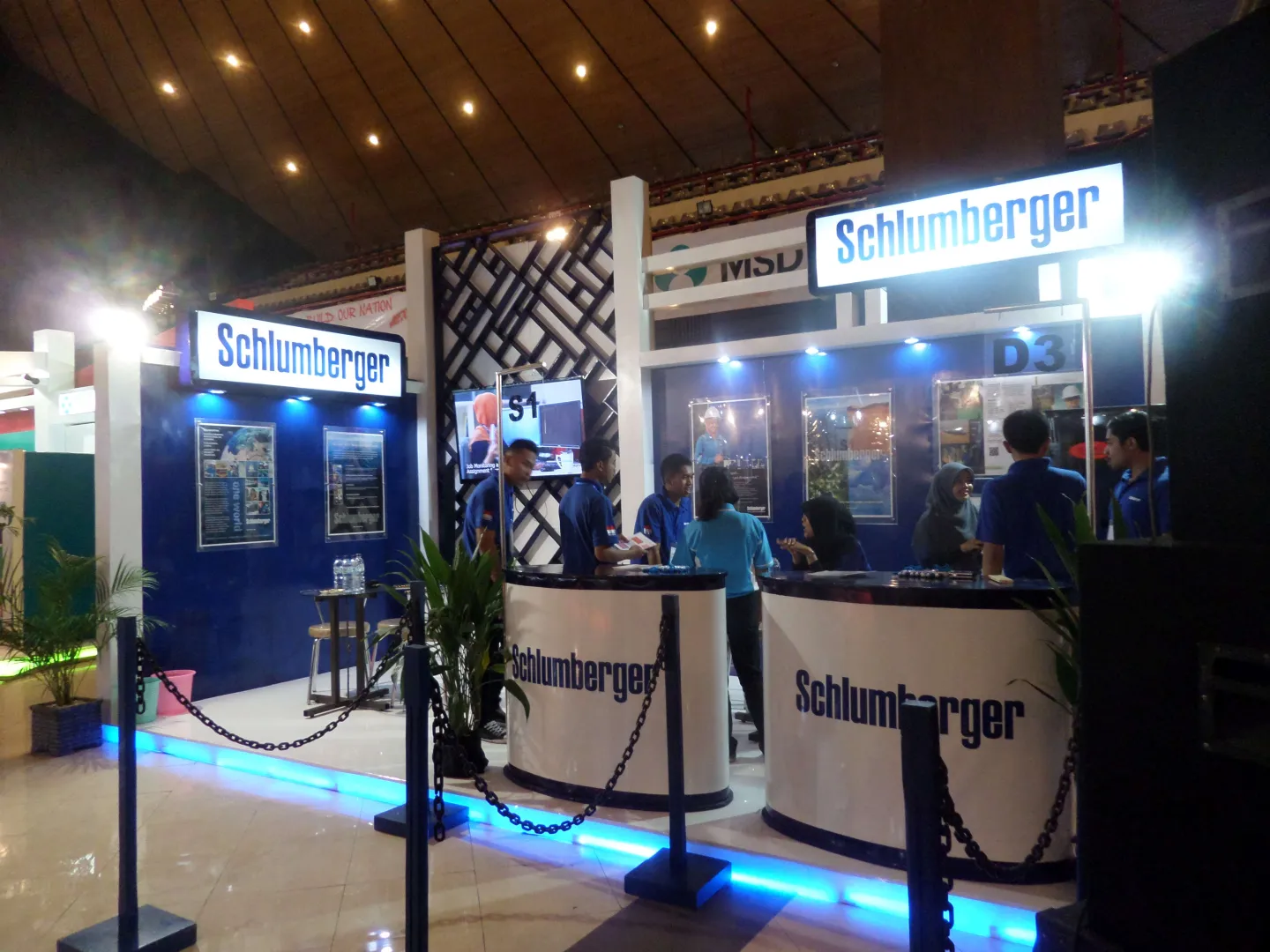 SPECIAL BOOTH SCLHUMBERGER - Special Booth Design di YOGYAKARTA