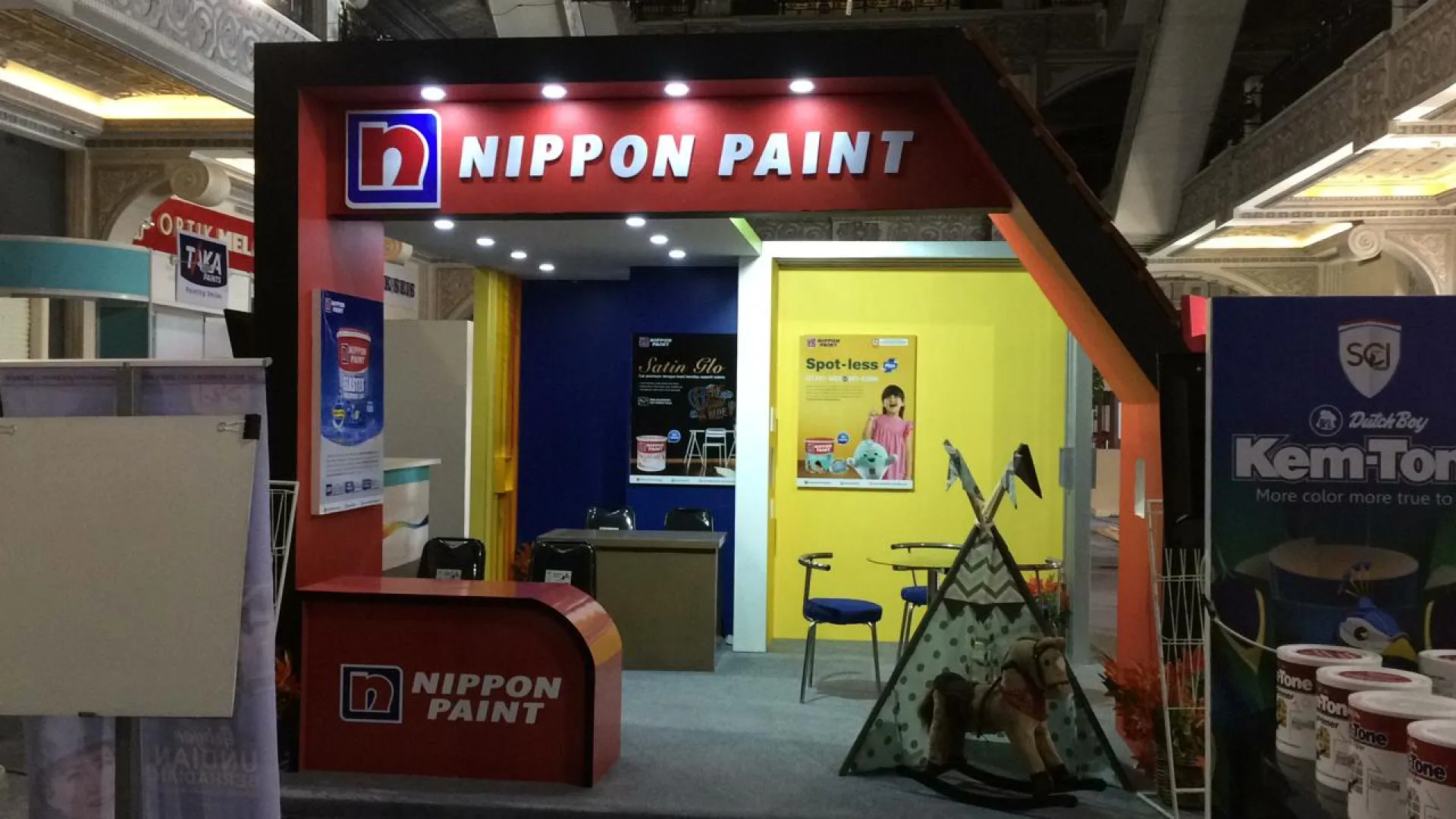 NIPPON PAIN - Special Booth Design di YOGYAKARTA