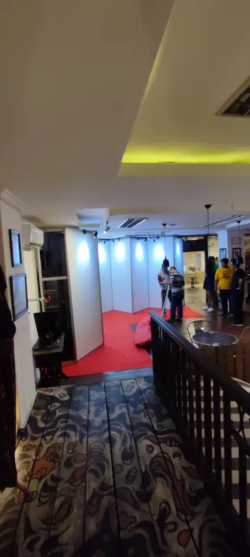 PANEL PARTISI SALLIE CAFE MALIOBORO - Project Gallery Image