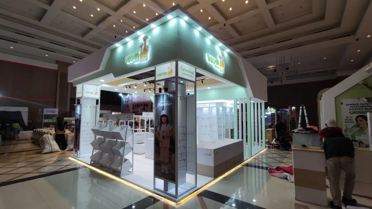 BOOTH VELVET JUNIOR SUDIRMAN BANDUNG - Project Gallery Image