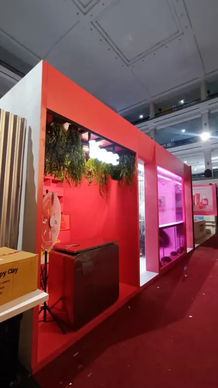 BOOTH BASE - Project Gallery Image