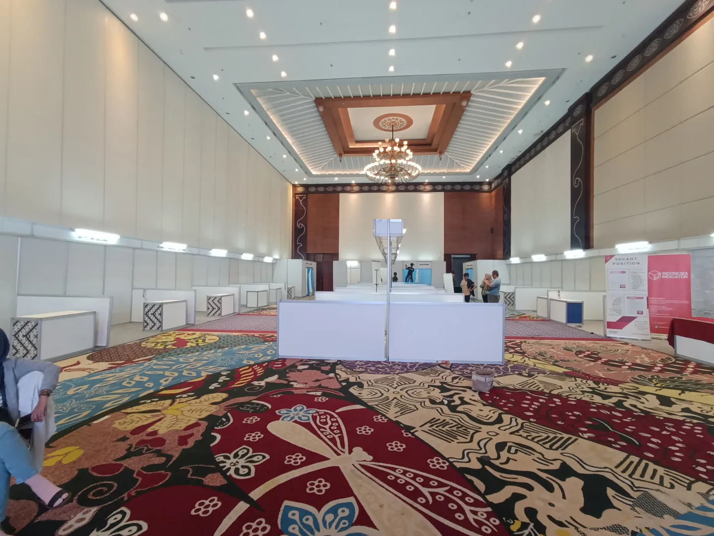 BOOTH STANDAR AMIKOM - BOOTH STANDART R8 di YOGYAKARTA