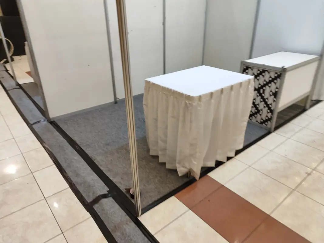 BOOTH STANDARS UNY - Project Gallery Image