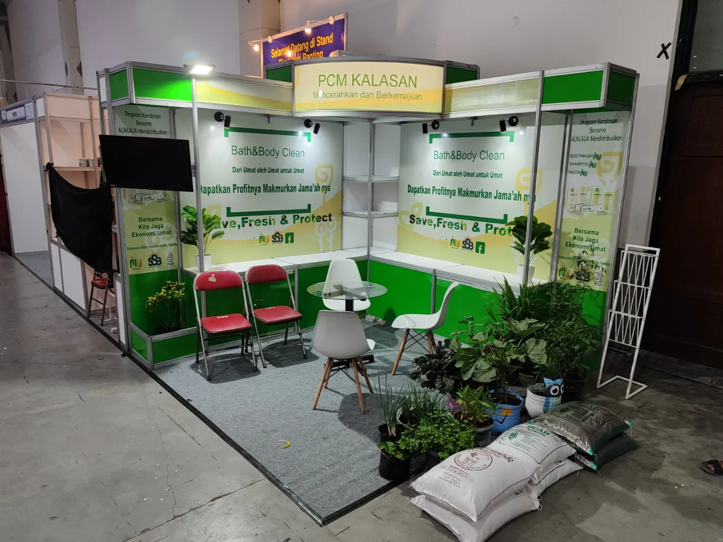 BOOTH PCM KALASAN - Special system Allumunium R8 di YOGYAKARTA