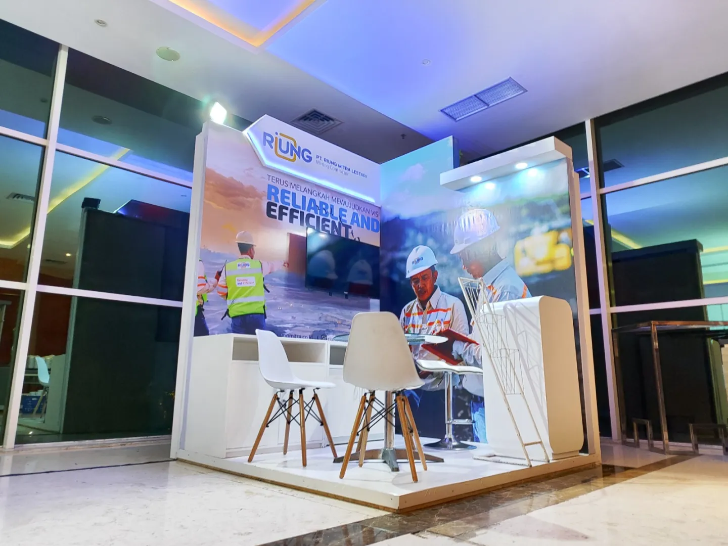 BOOTH RIUNG - Special Booth Design di -