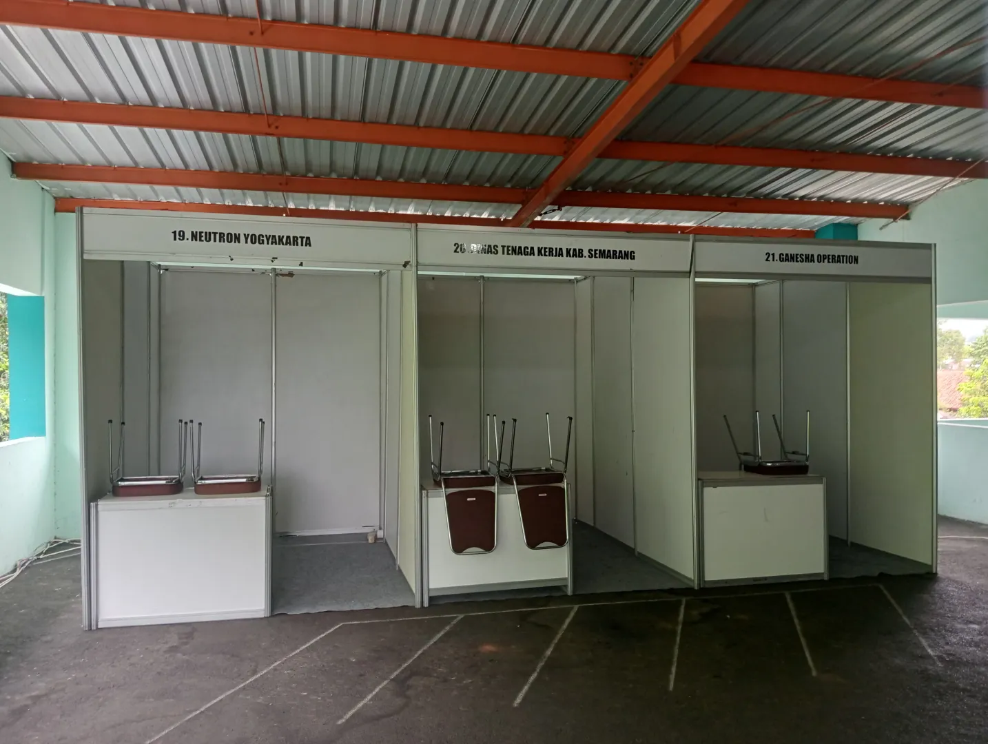 BOOTH STANDAR - BOOTH STANDART R8 di JEPARA