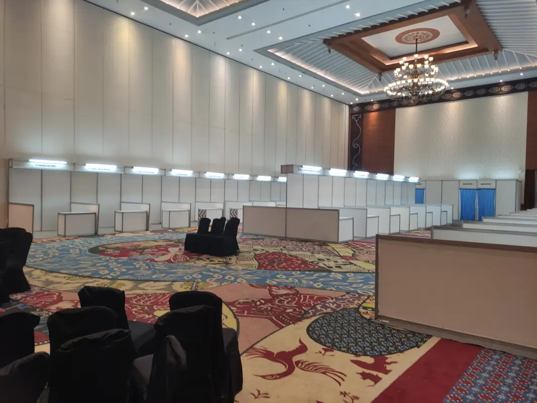 STAND AMIKOM HOTEL SAHID - Project Gallery Image