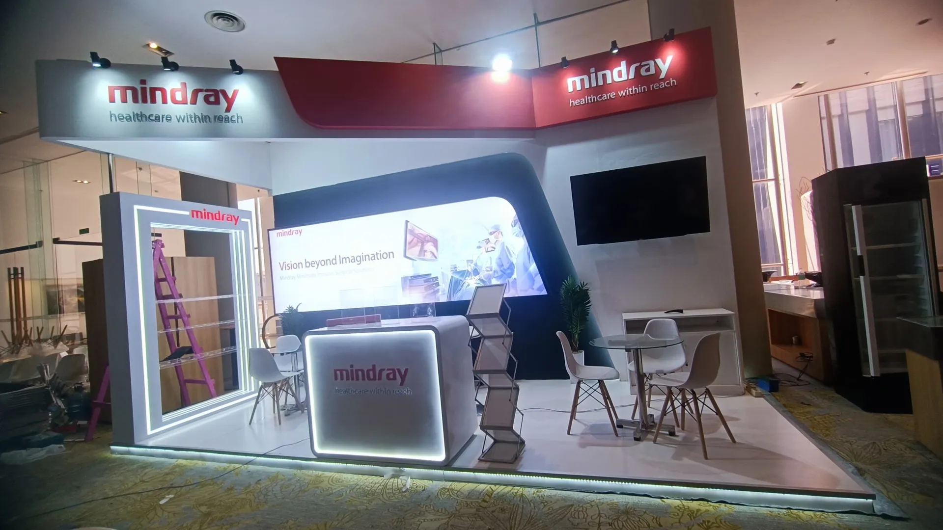 BOOTH MINDRAY THE STONE - Special Booth Design di BALI