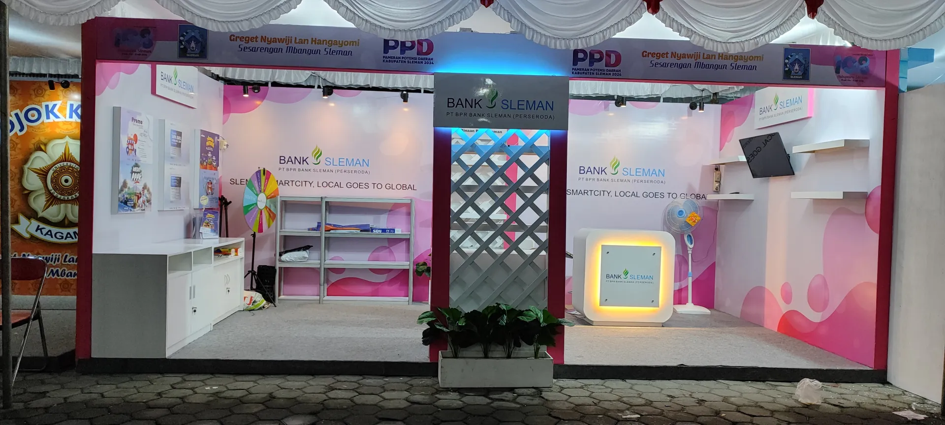 BOOTH BANK SLEMAN (LAPANGAN DENGGUNG) - Special Booth Design di YOGYAKARTA