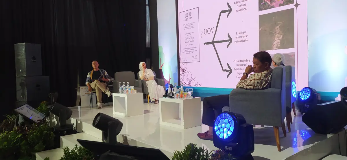TALK SHOW UGM (SEWA SOFA GIK) - Project Gallery Image