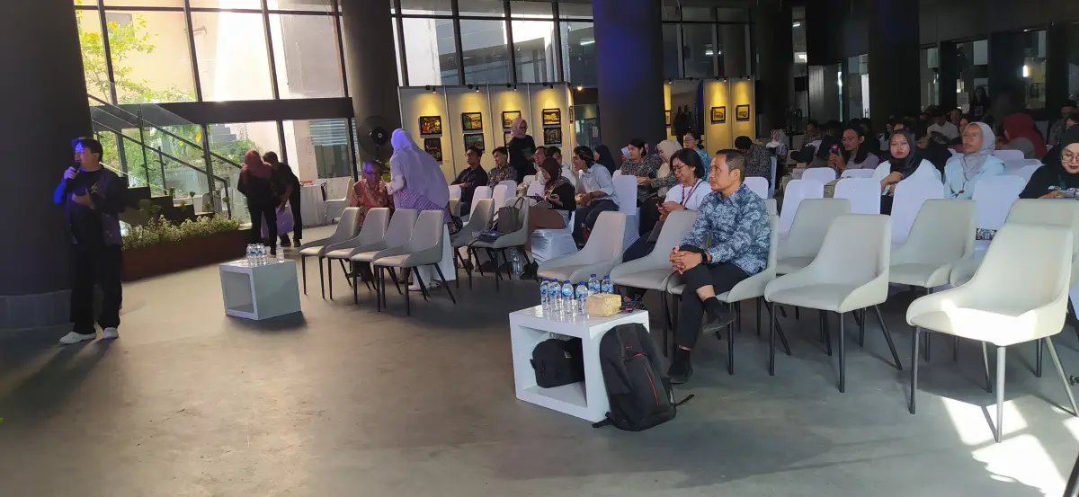 TALK SHOW UGM (SEWA SOFA GIK) - Project Gallery Image