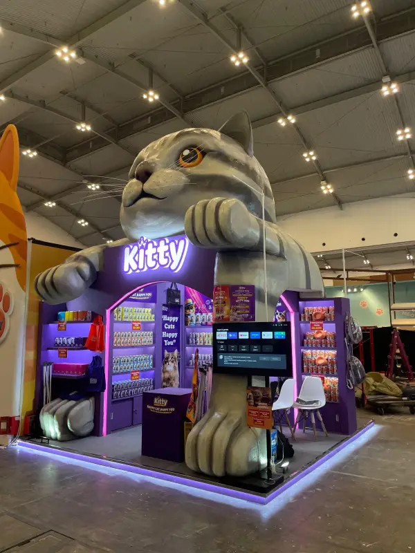 BOOTH SPECIAL DESIGN KITTY - Project Gallery Image