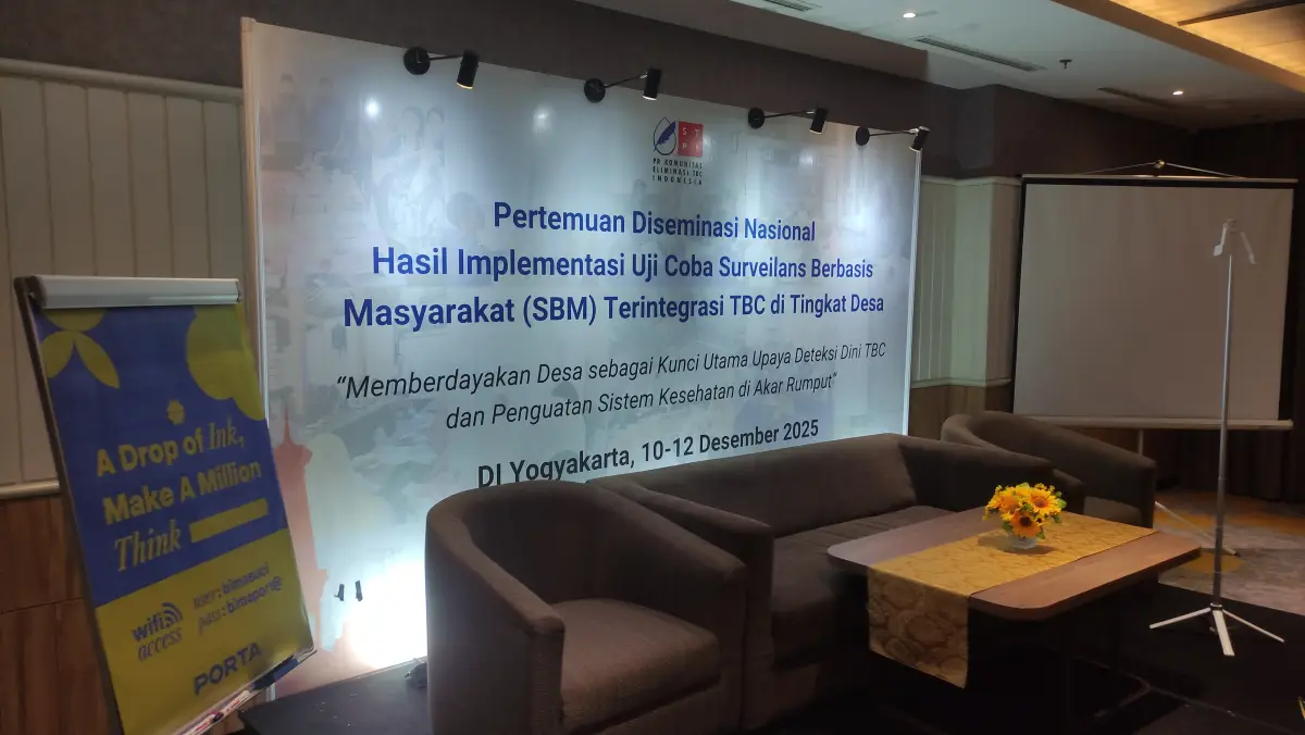 PANEL DISPLAY R8 HOTEL PORTA - Project Gallery Image